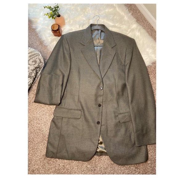 Blazer - Picture 1 of 5